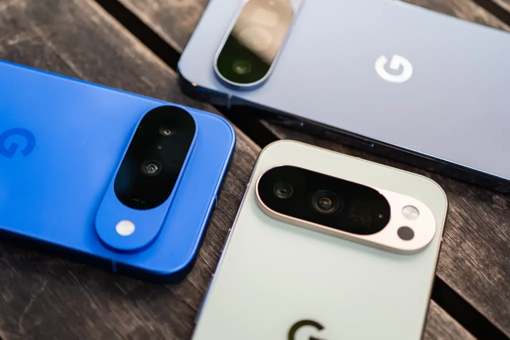 pixel 10 vs pixel 10 pro